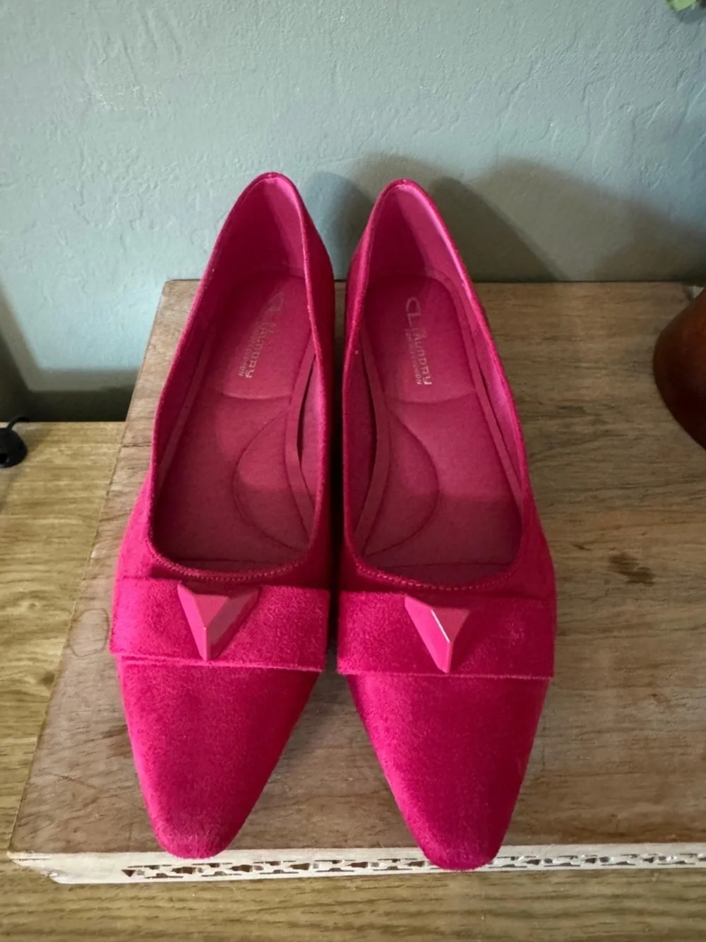 Fuchsia Suede Pointed Flats Chic Bow Detail Size 9